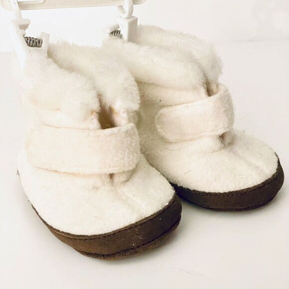 NWT Baby GAP Sz 3 Vintage Y2K Ivory & Brown sherpa Unisex Boy’s Girl’s Booties - Picture 1 of 9